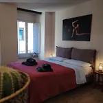 Maison Soleil - Sulla Via - Affitti Brevi Italia Lägenhet