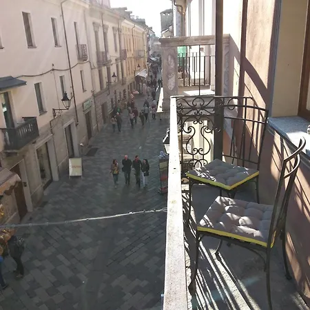 Maison Soleil - Sulla Via - Affitti Brevi Italia Apartman Aosta